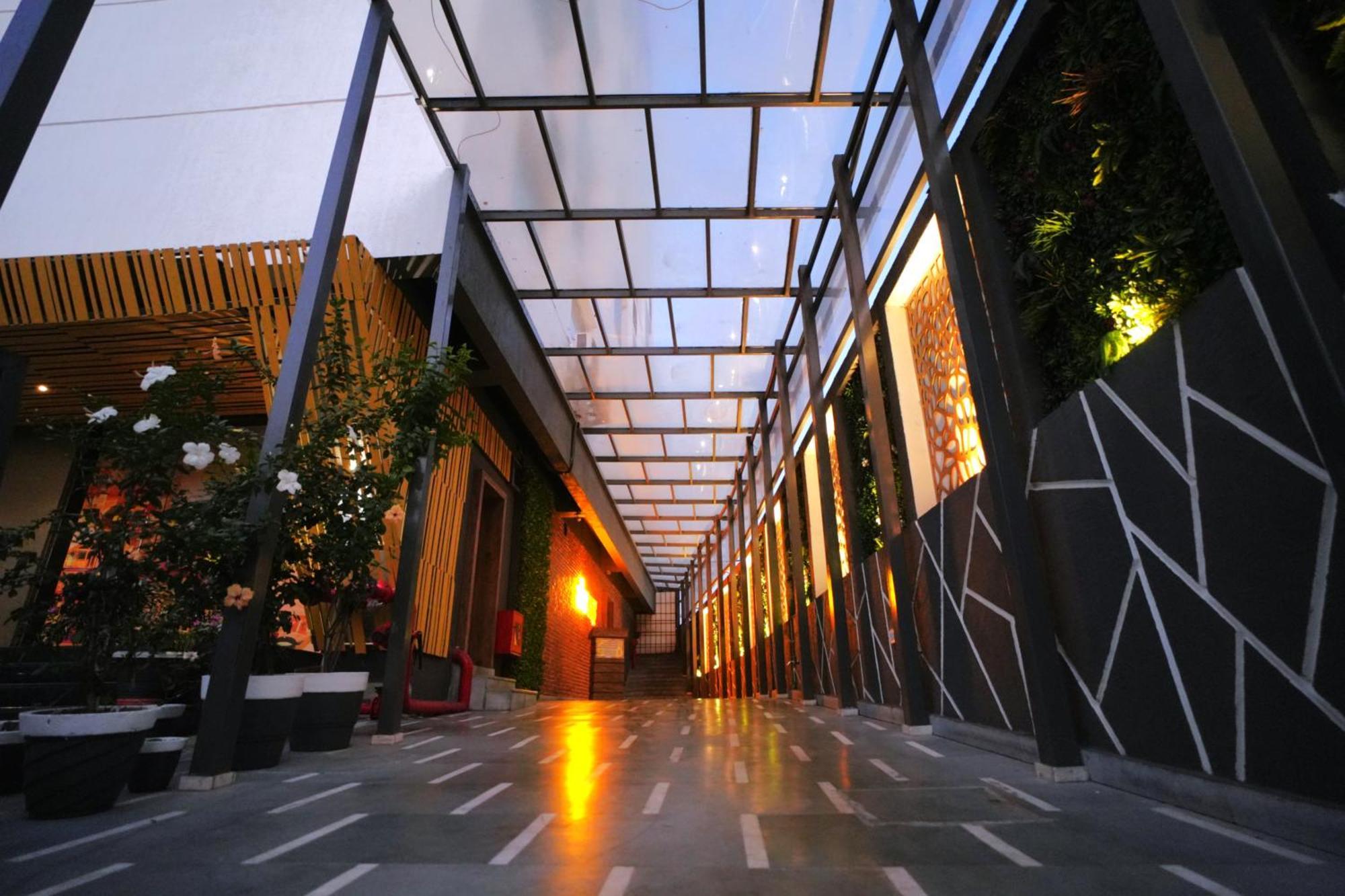 Imperial Heights Hotel Deoghar Eksteriør billede