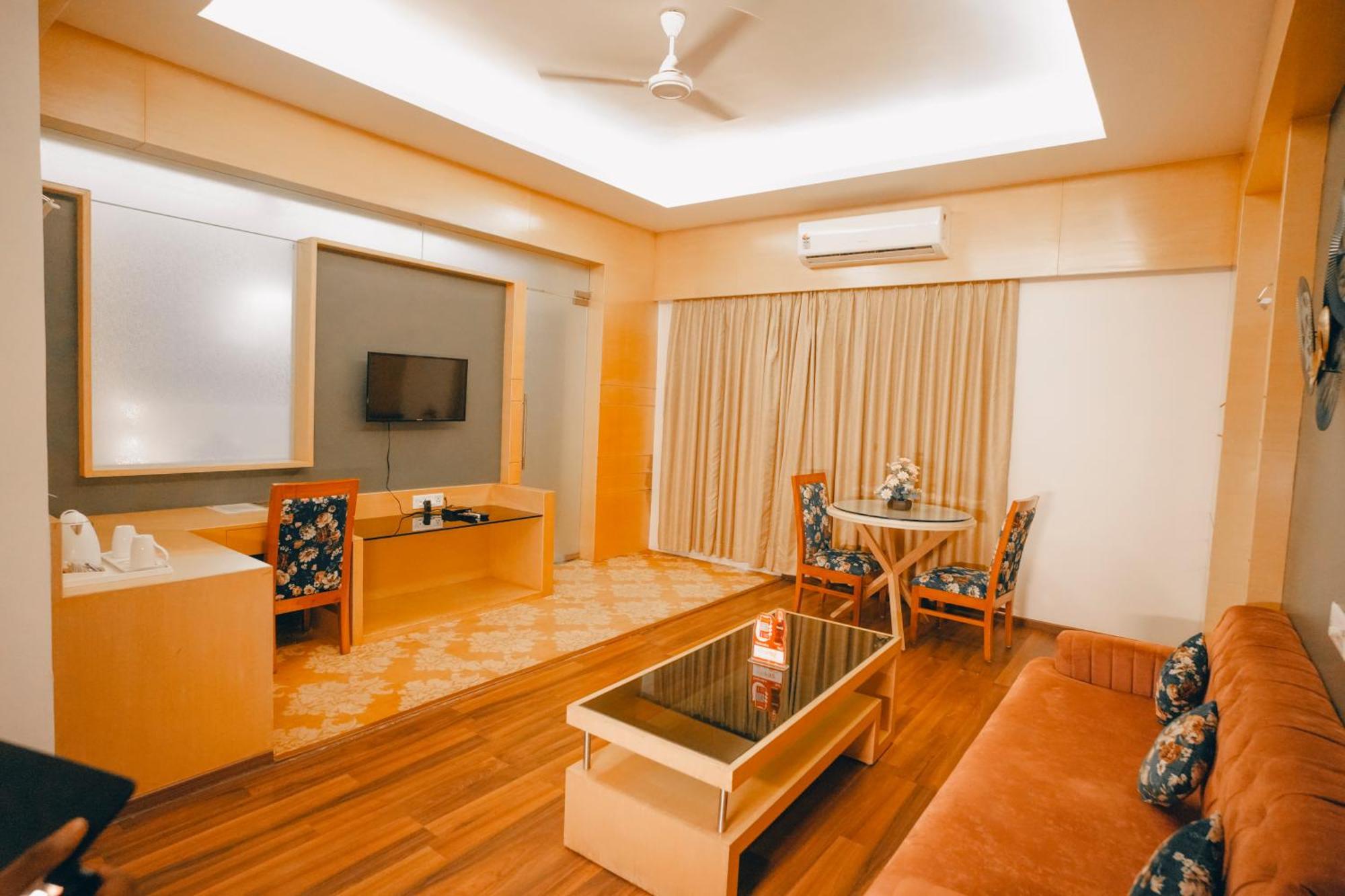Imperial Heights Hotel Deoghar Eksteriør billede